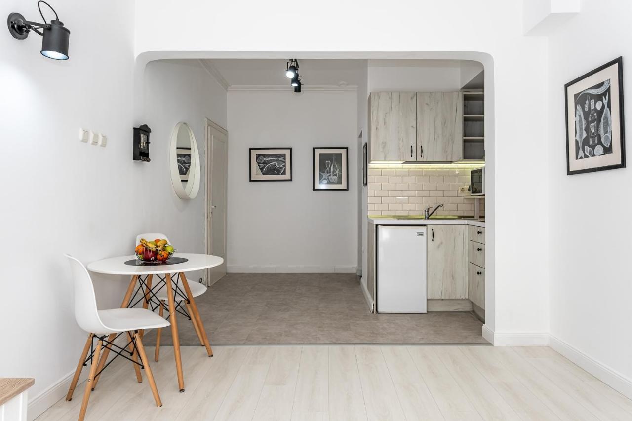 Jazz & Wine - Luxury Apartment By The Sea & Parking & Hbo & Netflix Варна Экстерьер фото