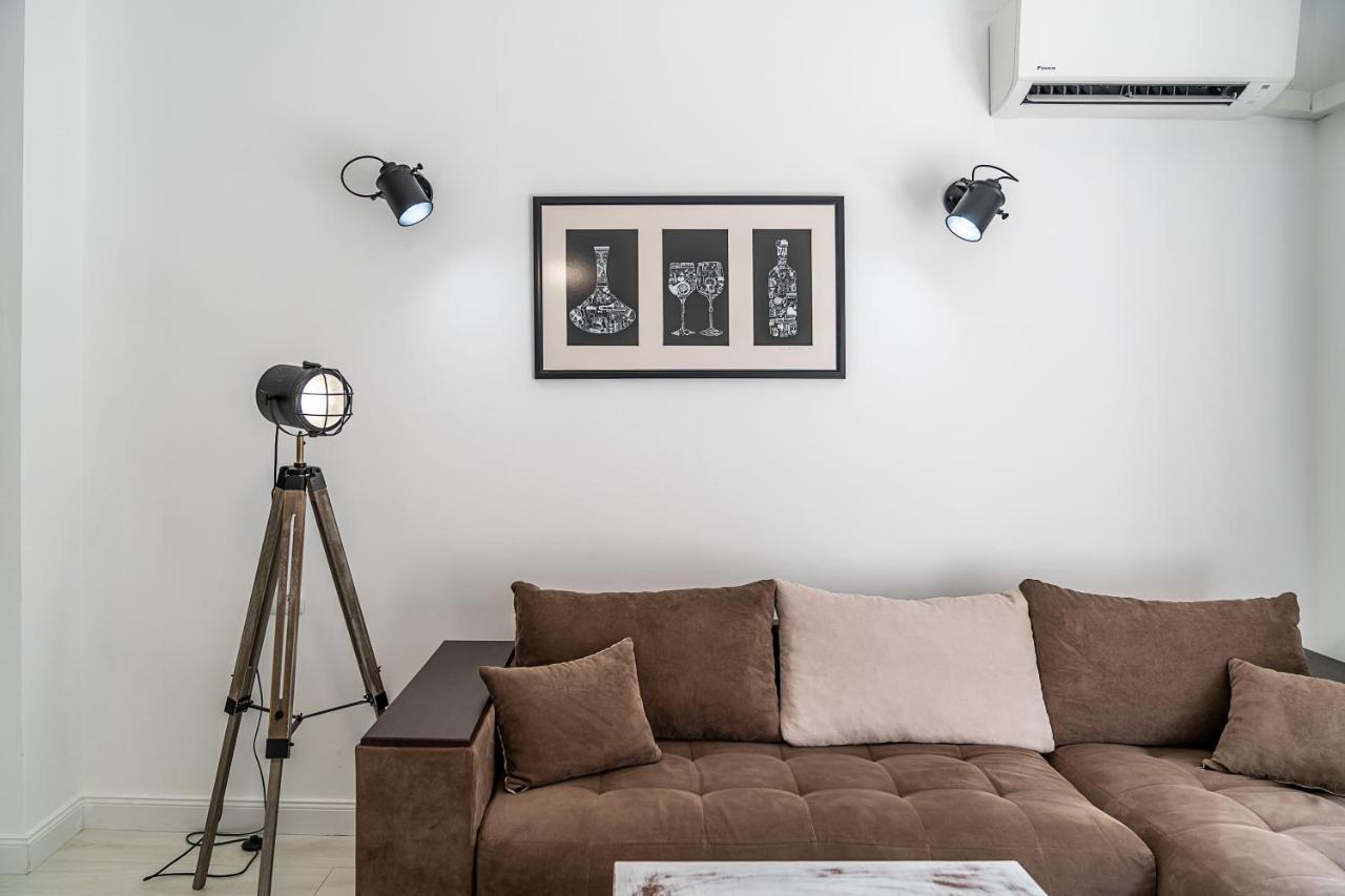 Jazz & Wine - Luxury Apartment By The Sea & Parking & Hbo & Netflix Варна Экстерьер фото